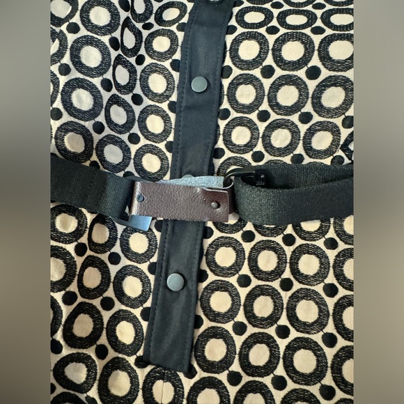 Akris Punto sleeveless embroidered Dot Dress - Picture 3 of 8